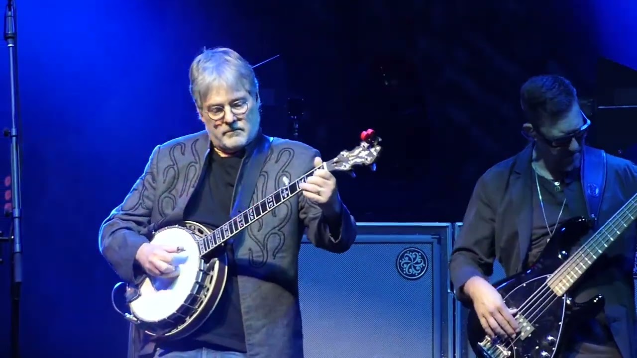 41 - Dave Mathews Band with Béla Fleck November 23, 2024 - YouTube