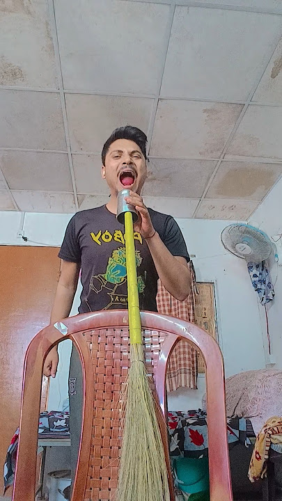 Singing fir befayalo sound Il funny singing a song Il #viralvideo