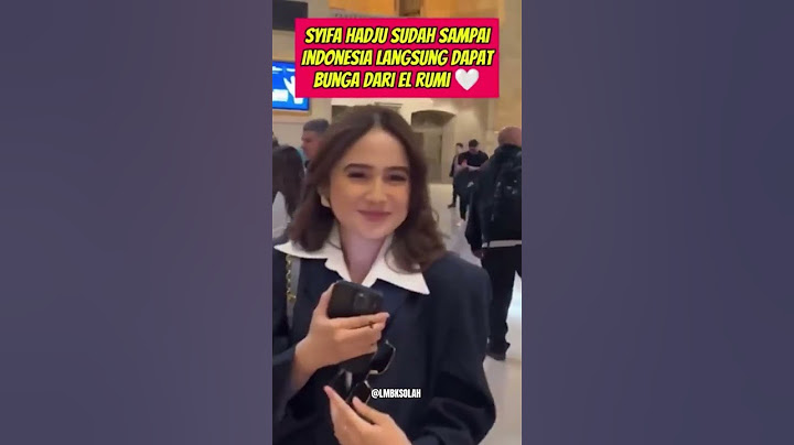 Syifa Hadju baru nyampe Indonesia langsung dapet bunga dari El Rumi!! #elrumi #syifahadju #shorts