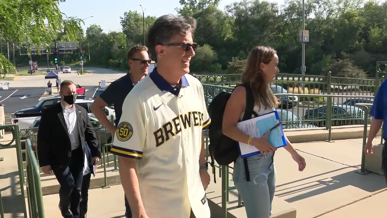 Behind the scenes: 'The Late Show' with Stephen Colbert's 'Milwaukee