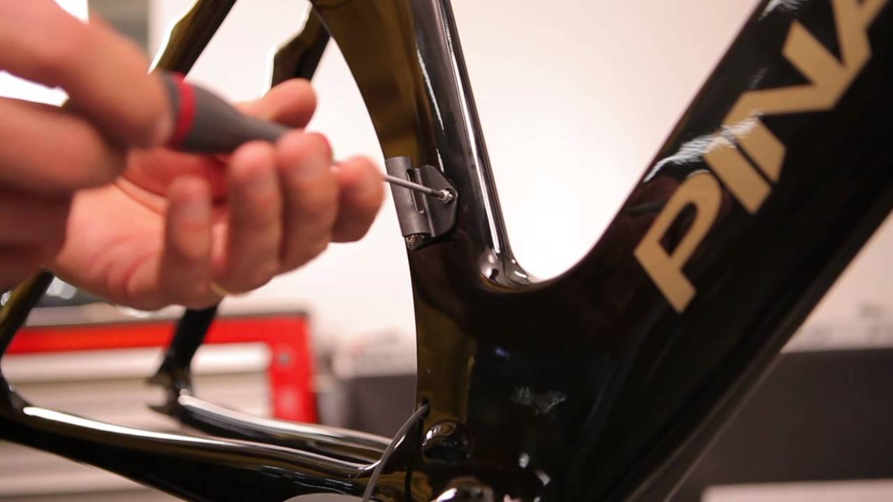 Pinarello Bolide - Istruzioni per il montaggio della componentistica -  YouTube