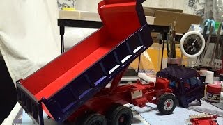 フジミ製1/24日野スーパードルフィンダンプトラック製作記① - YouTube