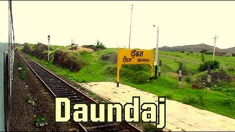 [IRI] Goa Express Skipping Famous RF Station Daundaj on PUNE-Satara Route With WDG4