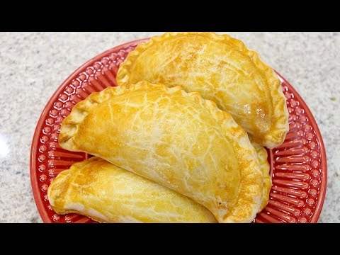 Pastel de Forno - Massa de Creme de Leite Super Fácil - Poucos ingredientes! Ingredientes: - 2 xic. . 