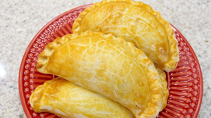 PASTEL DE FORNO -3 INGREDIENTES -MASSA ESPECIAL- SEQUINHA - FACÍL E SUPER RÁPIDA - Isamara Amâncio