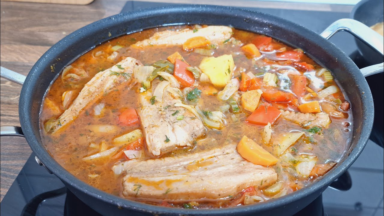 Unglaublich leckere Suppe mit Schweinerippchen und Gemüse! Und ein ...