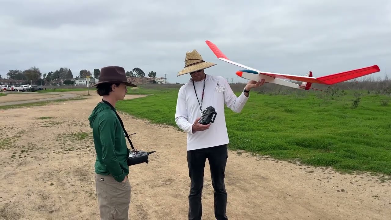 «Это то, что большинство людей упускают из виду!» Мэт дает Адаму первый урок полета! 20.12.2025