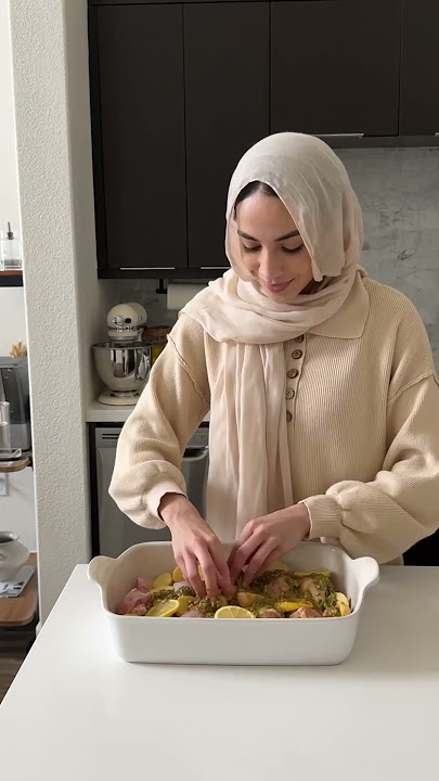 The easiest one pan dinner with chicken AND potatoes!! #recipe #food #shorts