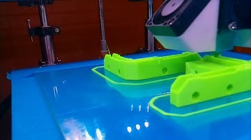 Timelapse: Foamboard bracket back bottom