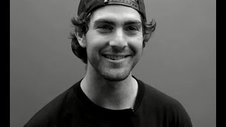 Mike-mo Capaldi Tricks