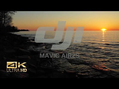 Video: Vid Solnedgången över Lake Ontario 