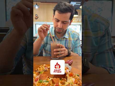 Pizza Hut’s Oval Pizza 🍕 || Hut Cafe vs Half Fried Shake 🧋🥤