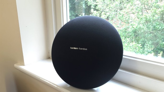 1. Harman Kardon Onyx Studio 8