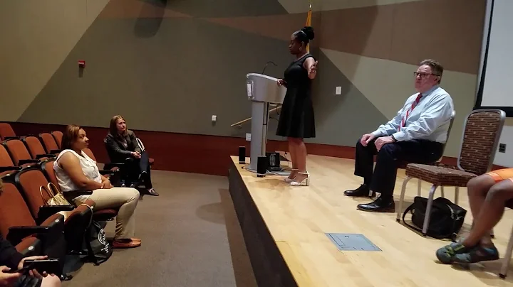 Motivational Speaker Jacqueline Griffin gives an i...
