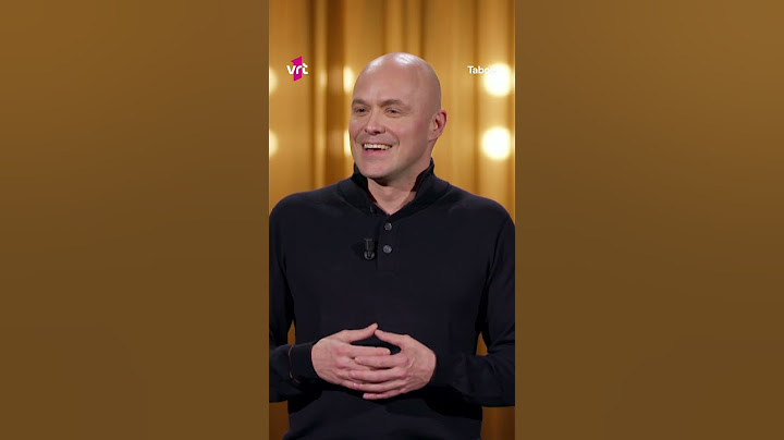 Philippe waagt zich aan een zaal vol vrouwen om te lachen over de menopauze. I Taboe #Humor