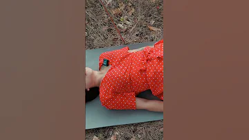 Evelina's yoga and stretching in the forest #stretching #yoga