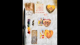 Soulmate or Twinflame? Person on your mind #lovereading #soulmate #twinflame @Lovelifeandtarot