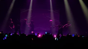 VAV - She's Mine | VAV Meet & Live Europe Tour in Paris ~ 23.11.19