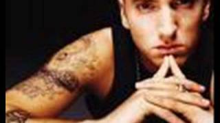 Eminem - Till i collapse (Uncensored) Resimi