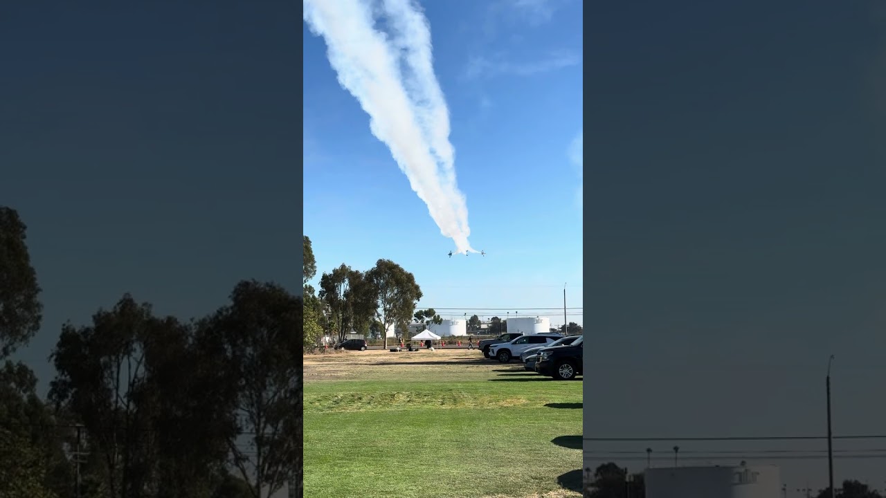 ✈️ Blue Angels Fighter Jet Formation at Miramar Air Show 2024 🛩️ #fighterjet #plane #military