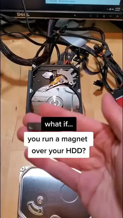 what Magnets do to a Hard Drive #shorts