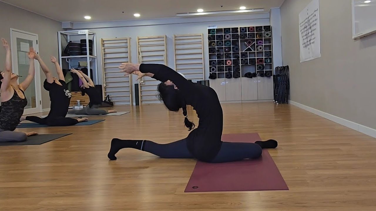 [요가수업#39]상하체 모두 시원한 빈야사요가/요가철학이야기-인간에게 영적이라는 것은?