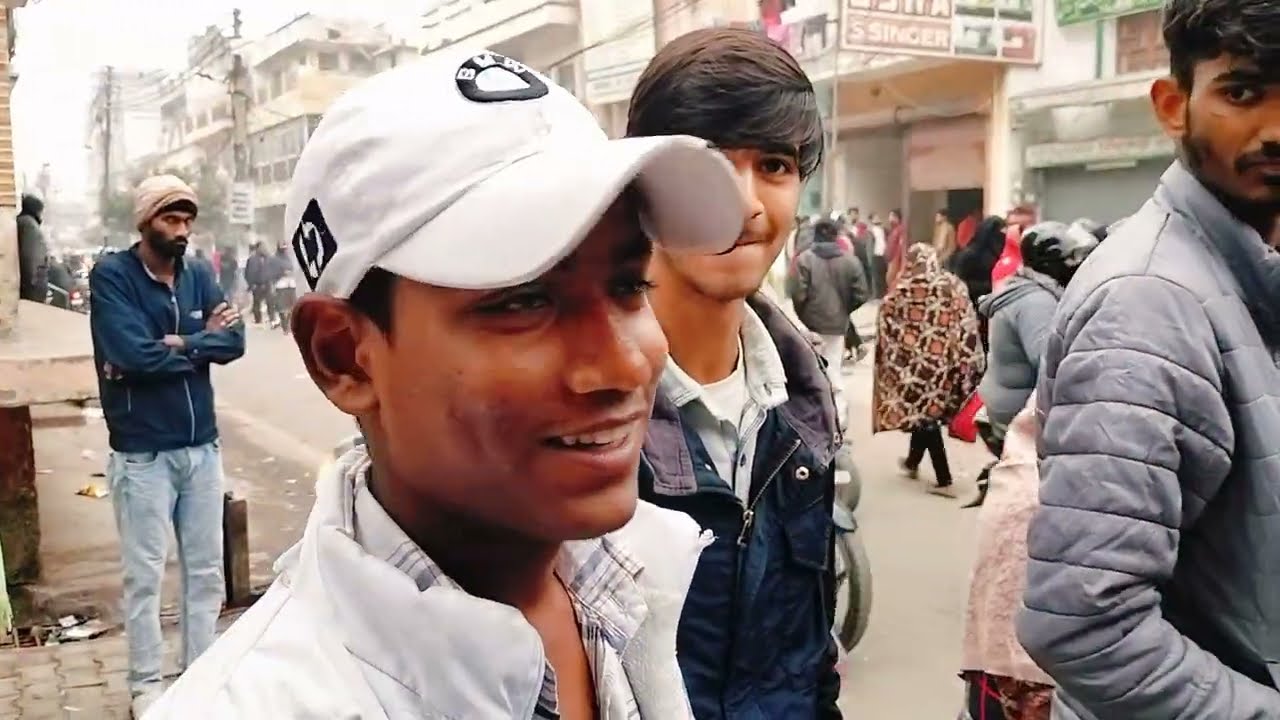 Sunday Market Ghaziabad | Ghaziabad News | Nai Basti Sunday Market Strike | 