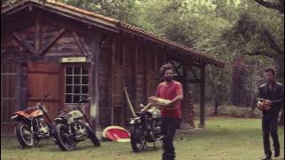 FRANKIE'S GUN - THE FELICE BROTHERS - RIDING SEPTEMBER (OFICIAL VIDEO)