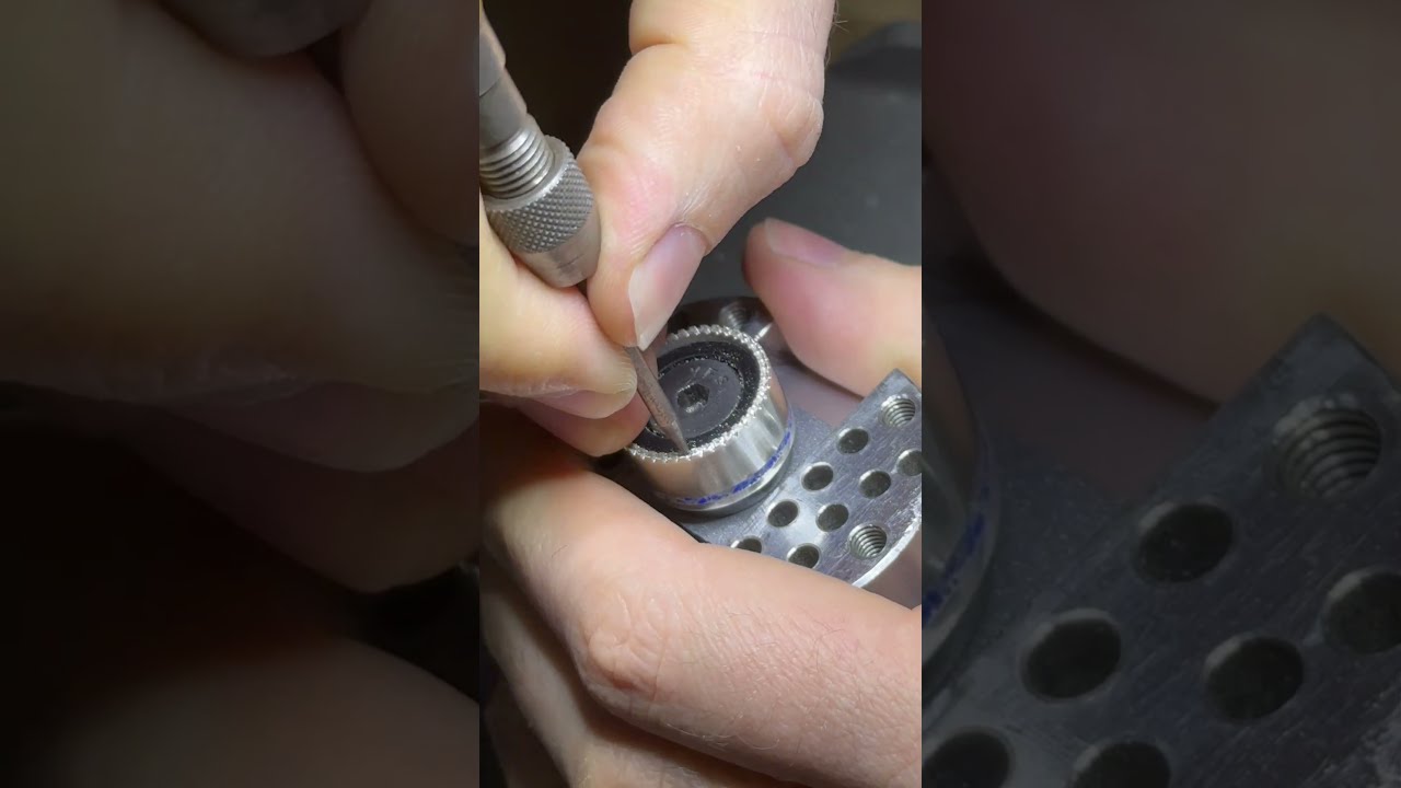 42 Steine, ein Ring – so entsteht funkelnde Handarbeit ✨ #goldschmied #handarbeit #schmuck #gems