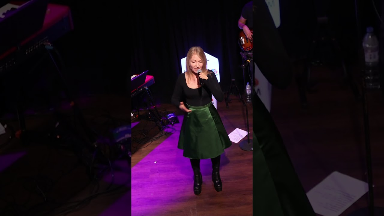 Ver Residing - at the iconic Jazz Cafe London en YouTube Ver Residing - at the iconic Jazz Cafe London en YouTube