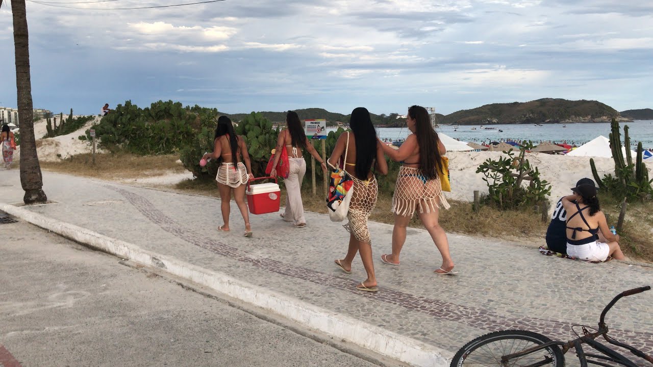 Praia do Forte Lotada 02/01/2026 Cabo Frio Ao vivo