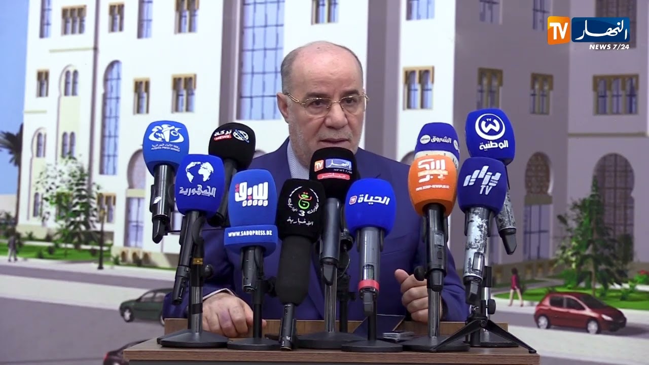 وزير الشؤون الدينية يشرف على ندوة علمية بمناسبة اليوم العالمي للمرأة