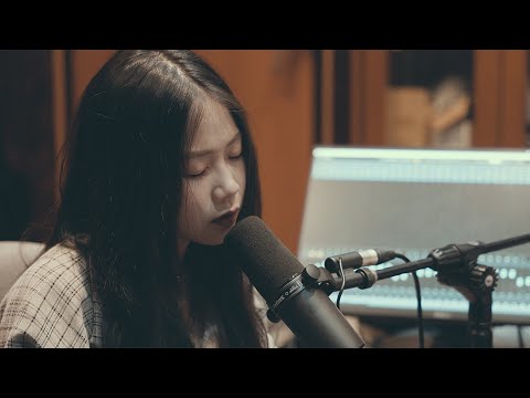 吾橋有水 FloodingBridge - 跑 | Studio Live Session