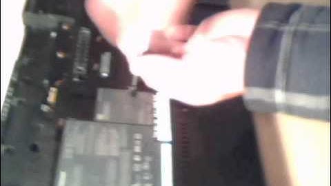 Ram Change/Upgrade Lenovo T60 Thinkpad.wmv