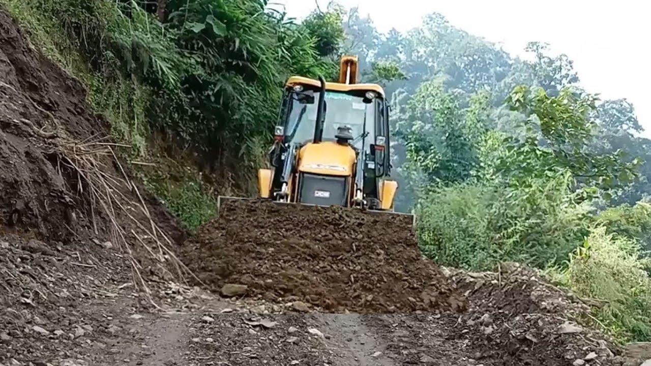 target backhoe toys NARROW AND DANGEROUS HILLY ROAD-Jcb Backhoe-Clearing and Leveling