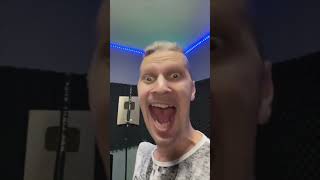 Ashley Look At Me Bemax Menace