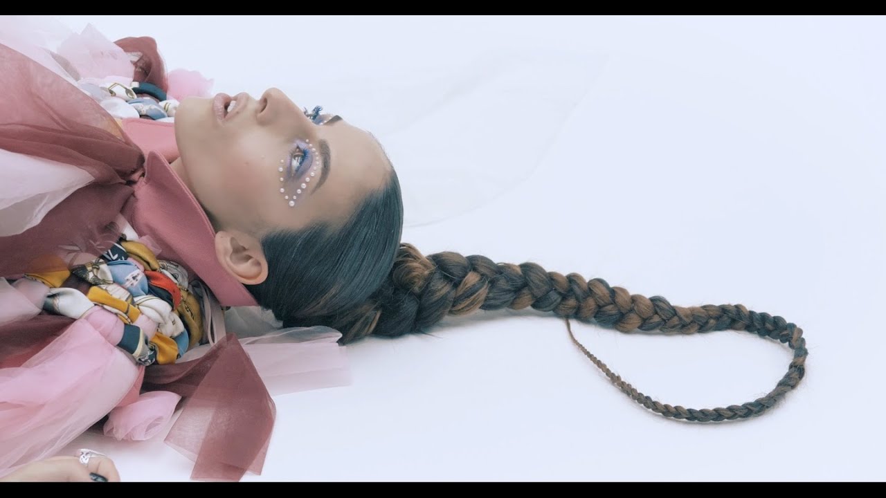 Anna Kova - Saturday Feels #5 - INTK