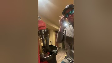 Decapping live primers