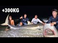 PESCAMOS UM TUBARÃO DE MAIS DE 3 METROS NA BEIRA DA PRAIA!