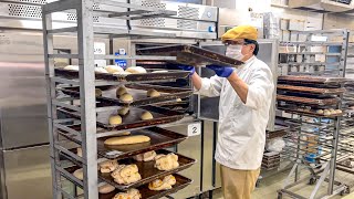 Amazing Japanese bakery! Craftsmanship to make 90 kinds of bread from early morning!