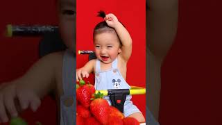 Albert eat strawberry first time 🍓🤣😘