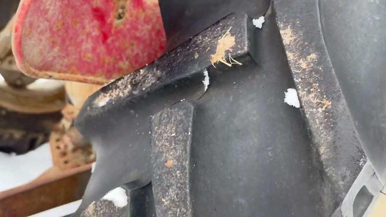 Traktor MASSEY FERGUSON 135