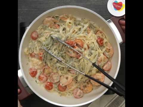 Βίντεο: Ντοματόσουπα με γαρίδες και βότκα