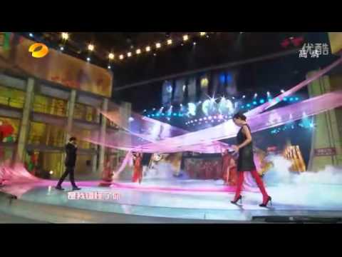Watch 《错怪》杨幂刘恺威 2012湖南春晚 on YouTube