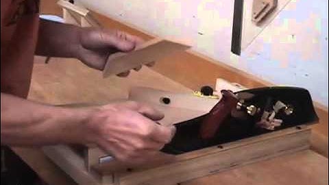 Using the Vogt Shooting Board for miter joints