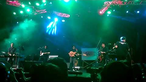 Pengingat - Kunto Aji Live At Jazz Waterfront Kuching 2017