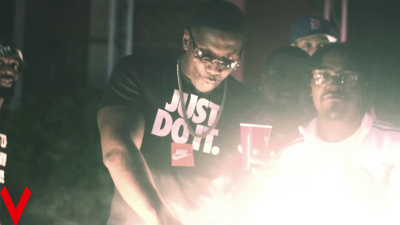 Hunnitgrand x Bossio Pros - East 2 West (Prod by. Mook Made it)