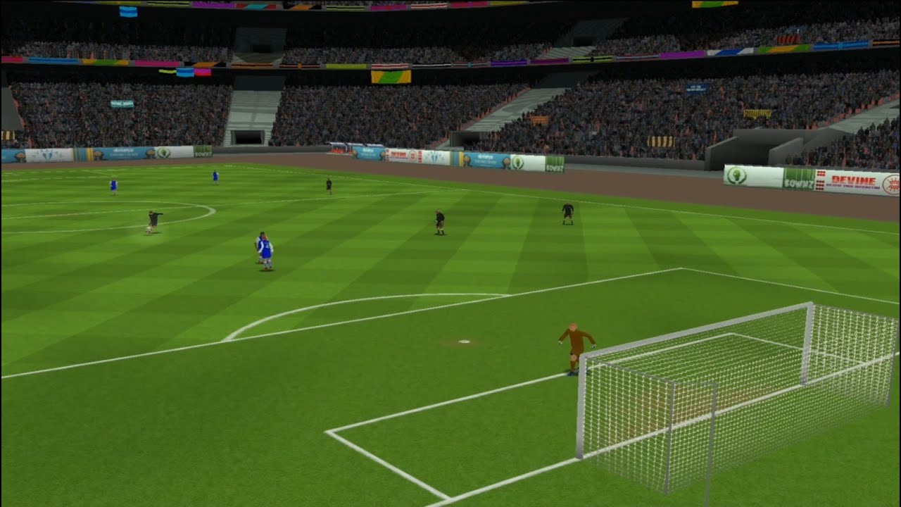 Football Superstars: Damjanovic goal from almost  half field