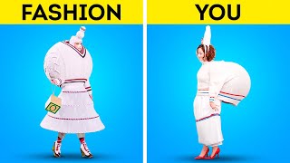 Crazy fashion show at your home! Super clothes hacks