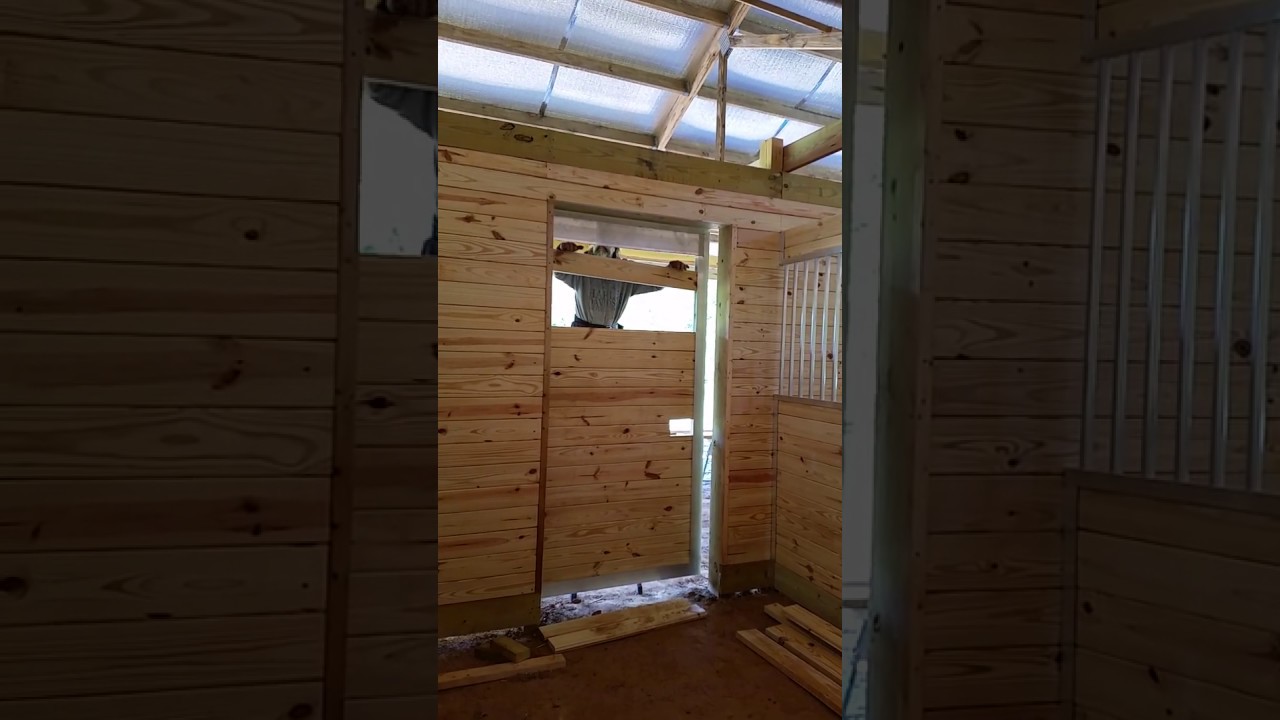 Loading Armour Horse Stalls End Barn Door Frames
